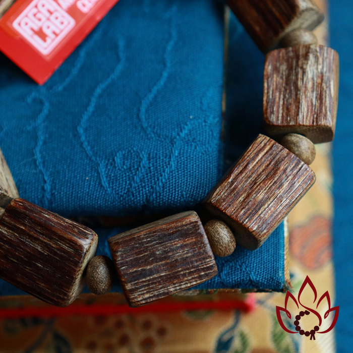 Vòng Trầm Hương Trúc Thô | 12 Ly | Trầm Kiến Tự Nhiên